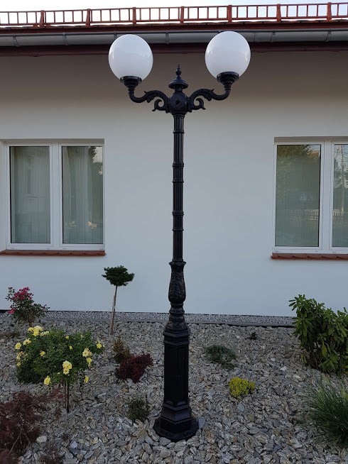Lampe Straßenlaterne GI 2x KUGEL H- 2300 mm